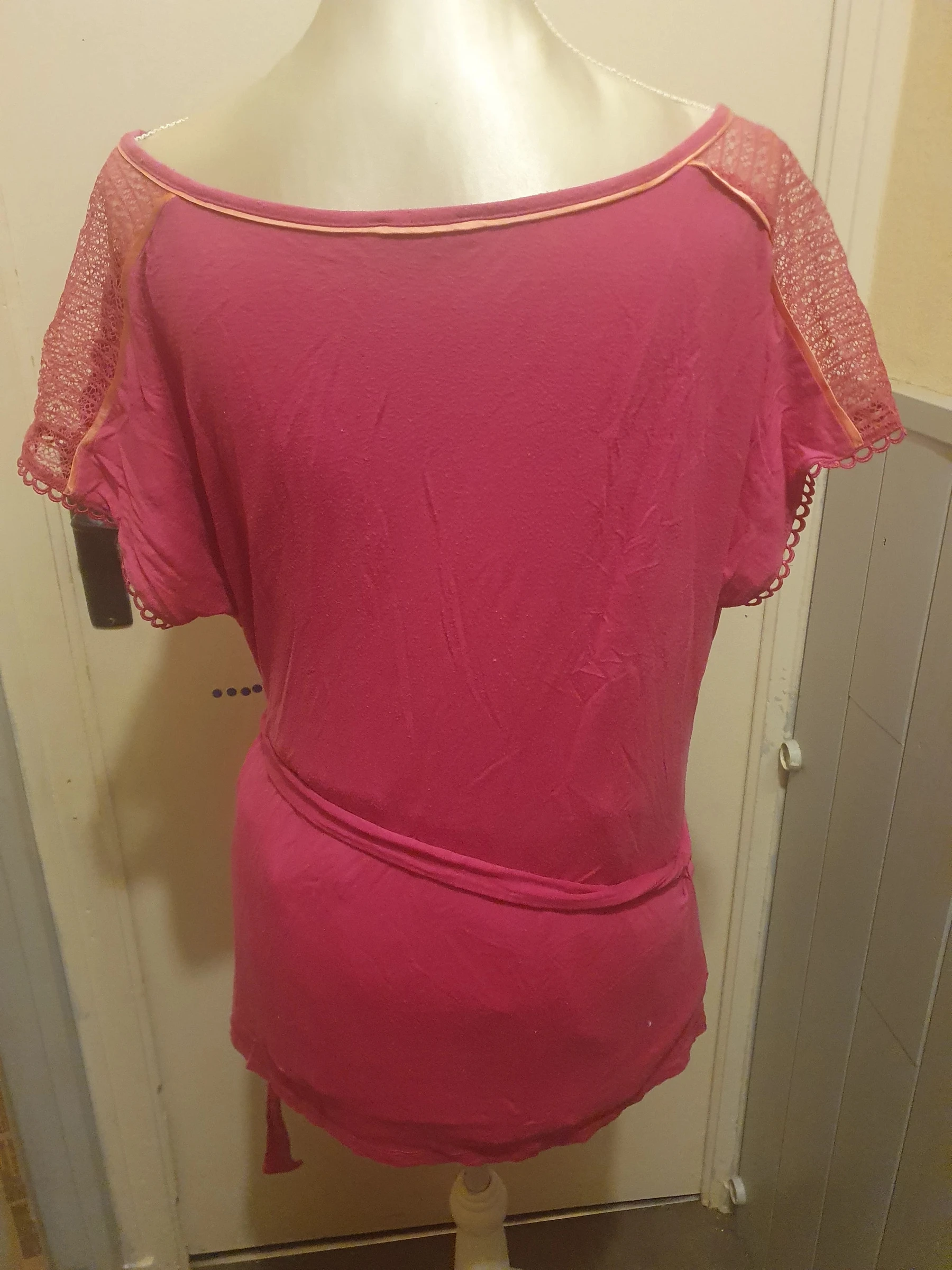 🌸Camiseta rosa em bom estado tamanho 1 – photo 2